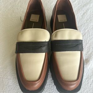 Dolce Vita Women’s Tan and Black Loafers